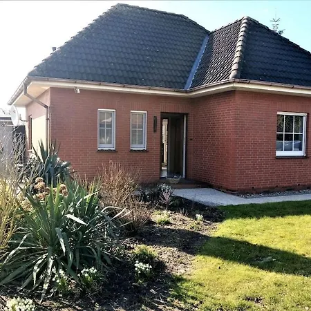 Dom wakacyjny With 1 Bedroom *