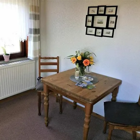 With 1 Bedroom Westerdeichstrich