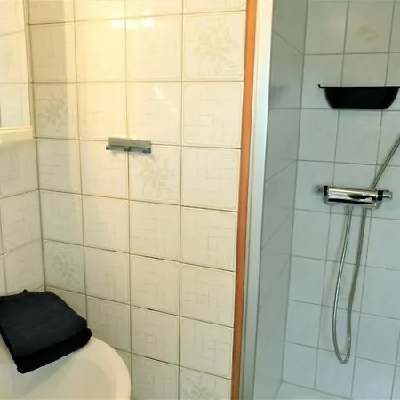 With 1 Bedroom *